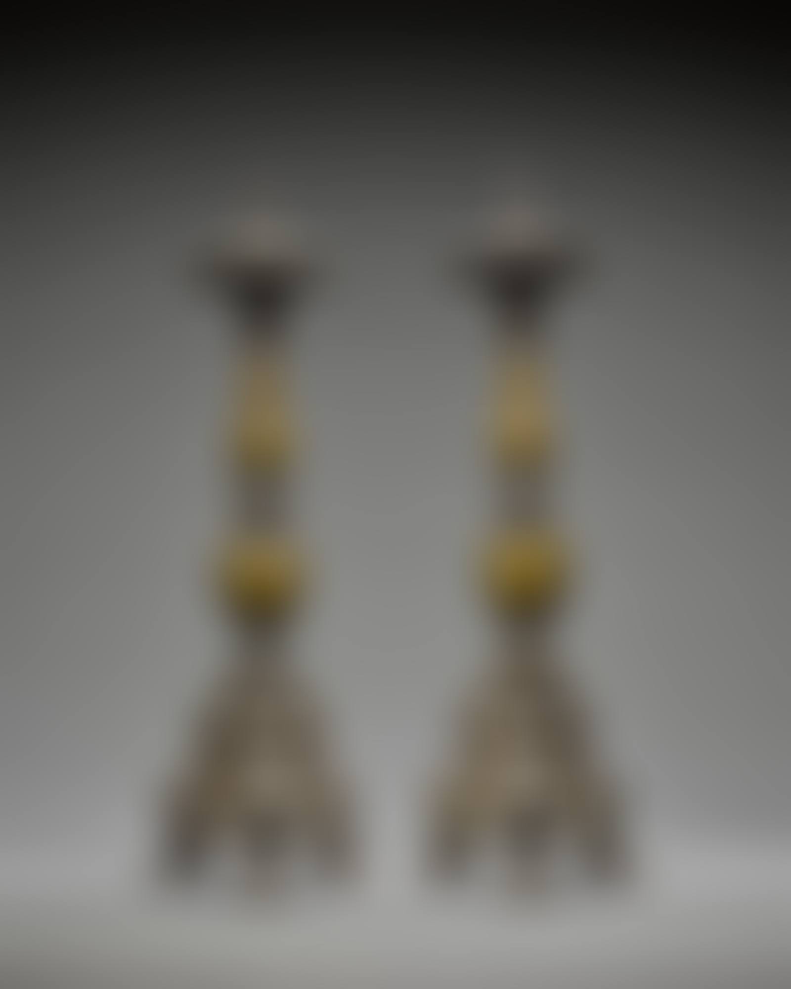 Pair of candlesticks (preview)