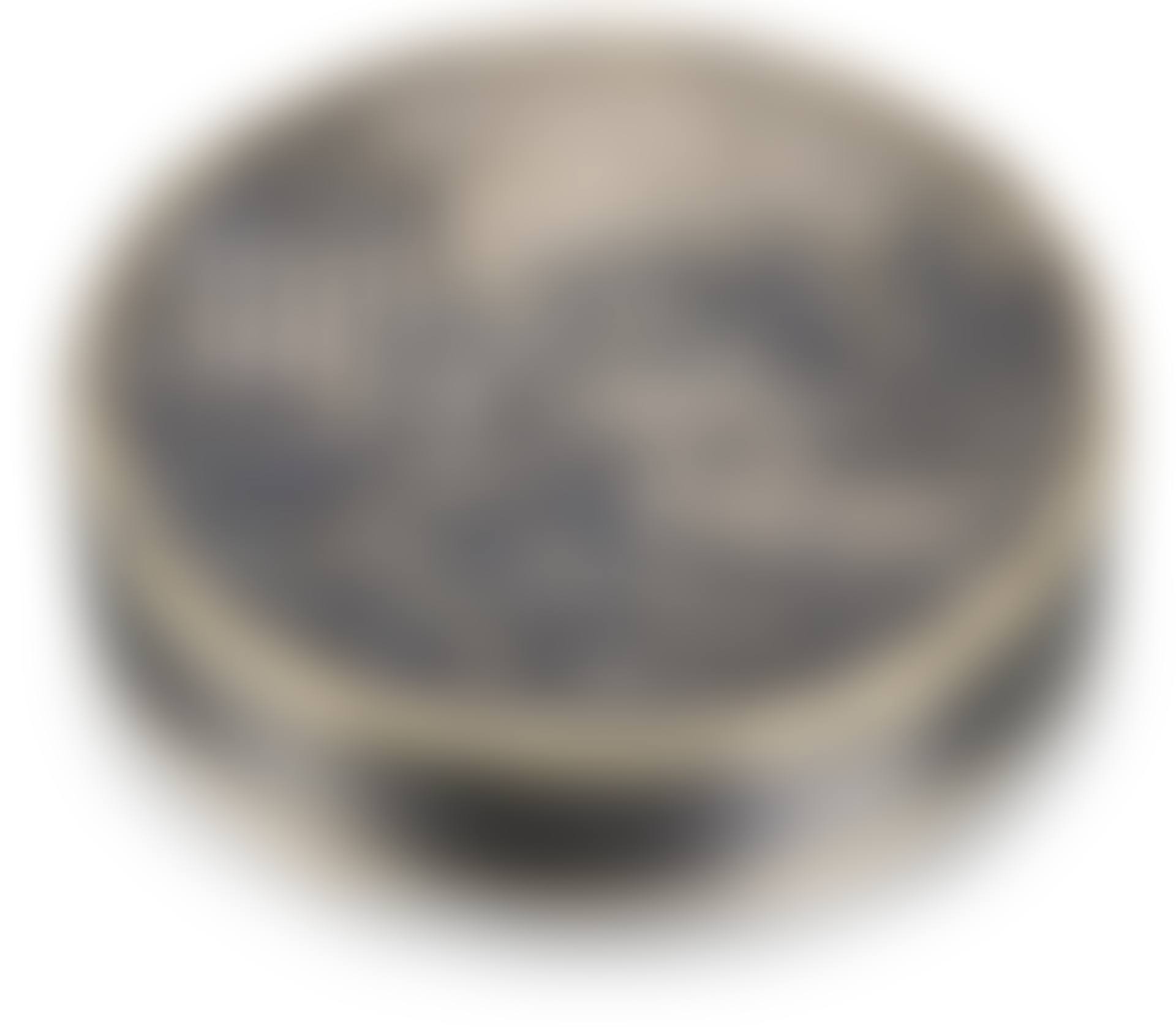 A parcel-gilt silver and niello box, Ivan Zhilin, Veliky Ustyug, circa 1800 (preview)