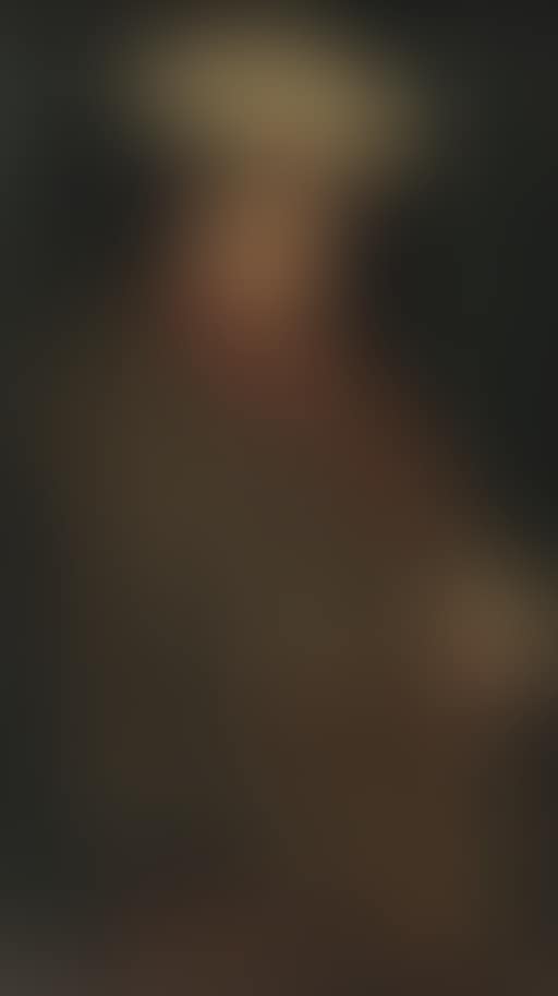Young woman with hat (preview)