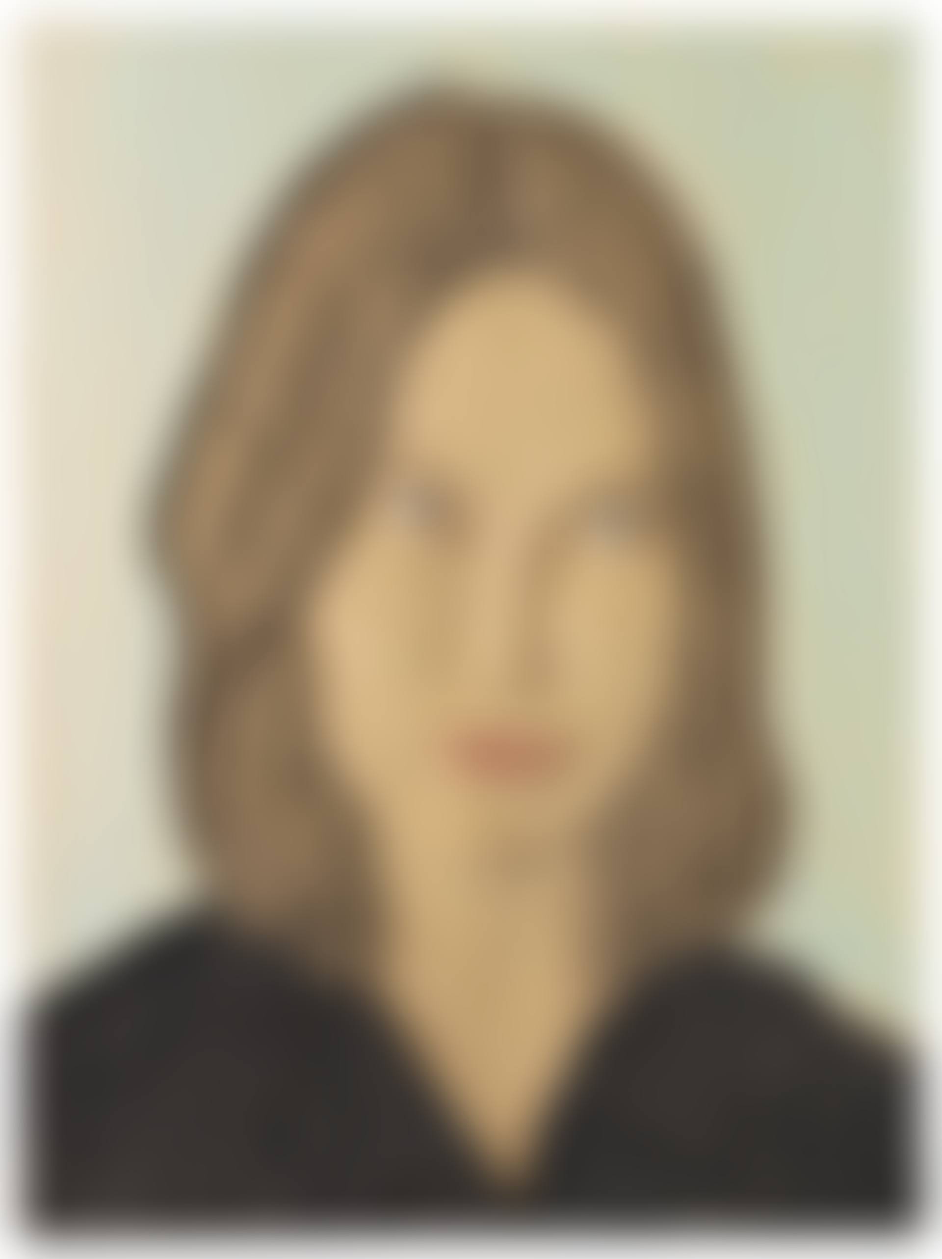 Frau vor hellgrünem Hintergrund (preview)