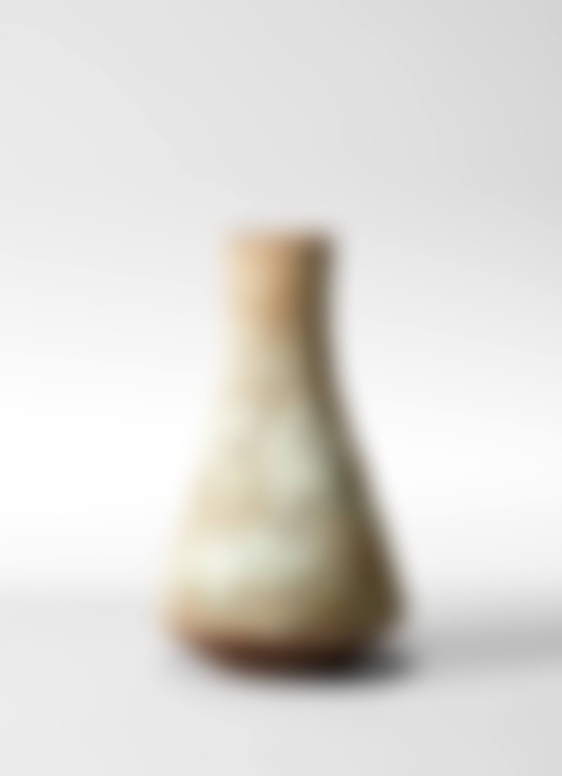 SINGLE-STEM FLOWER VASE (preview)