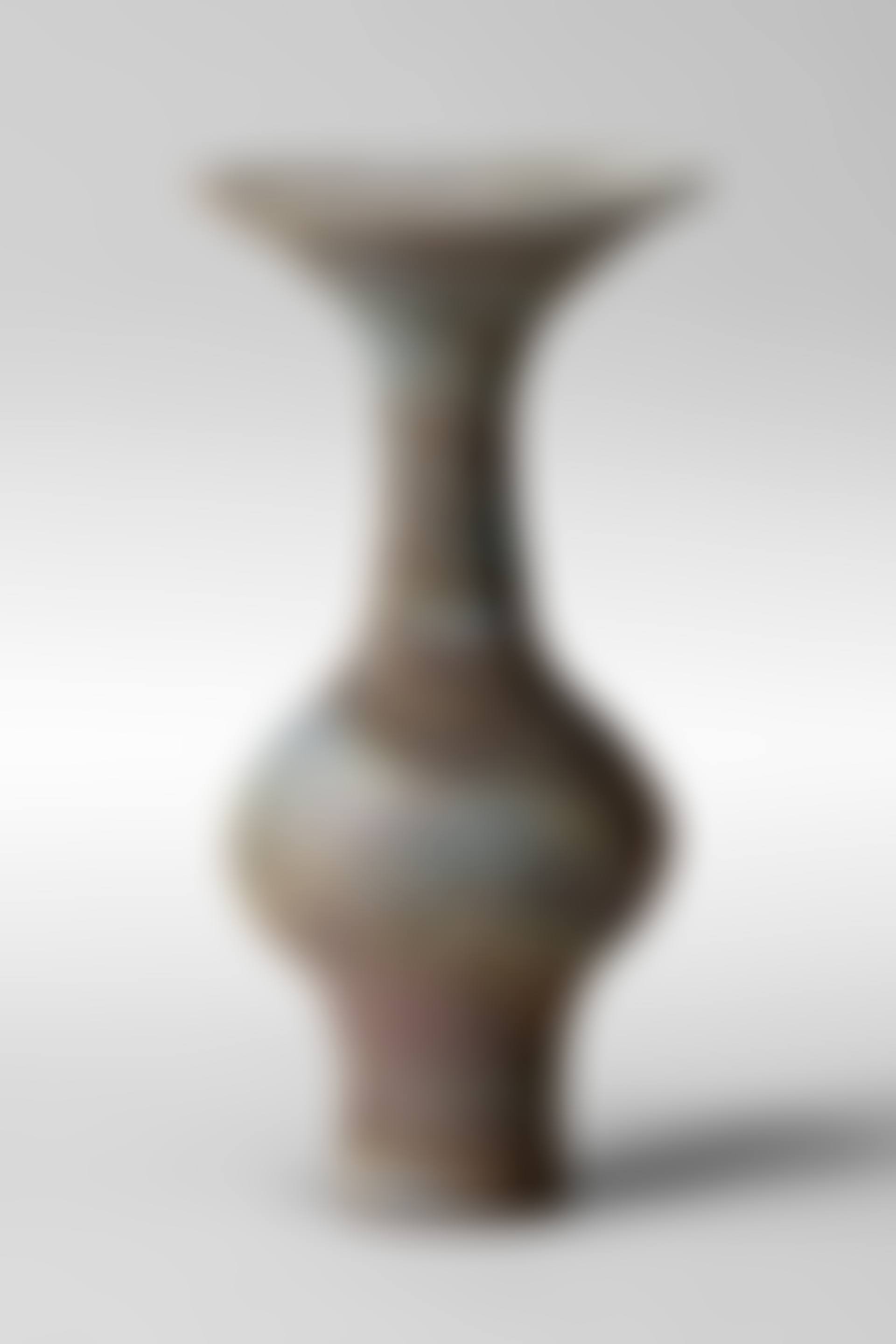 VASE WITH FLARING LIP (preview)