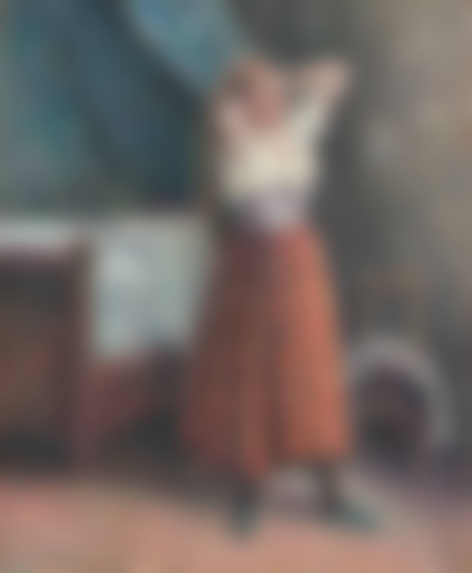Femme se coiffant (preview)