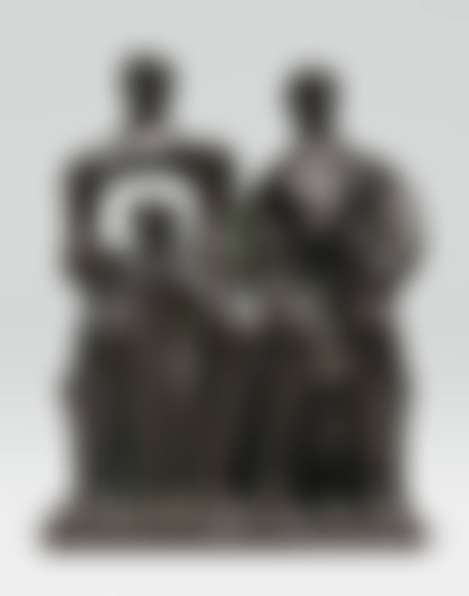 FAMILY GROUP (preview)