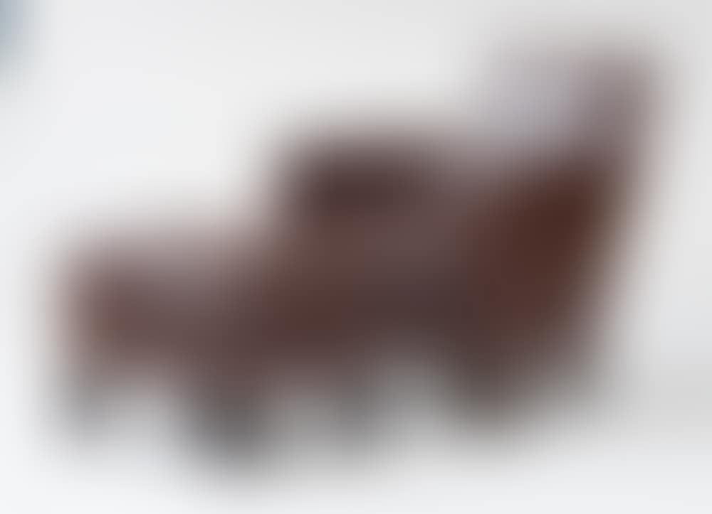 ARMCHAIR AND OTTOMAN (preview)