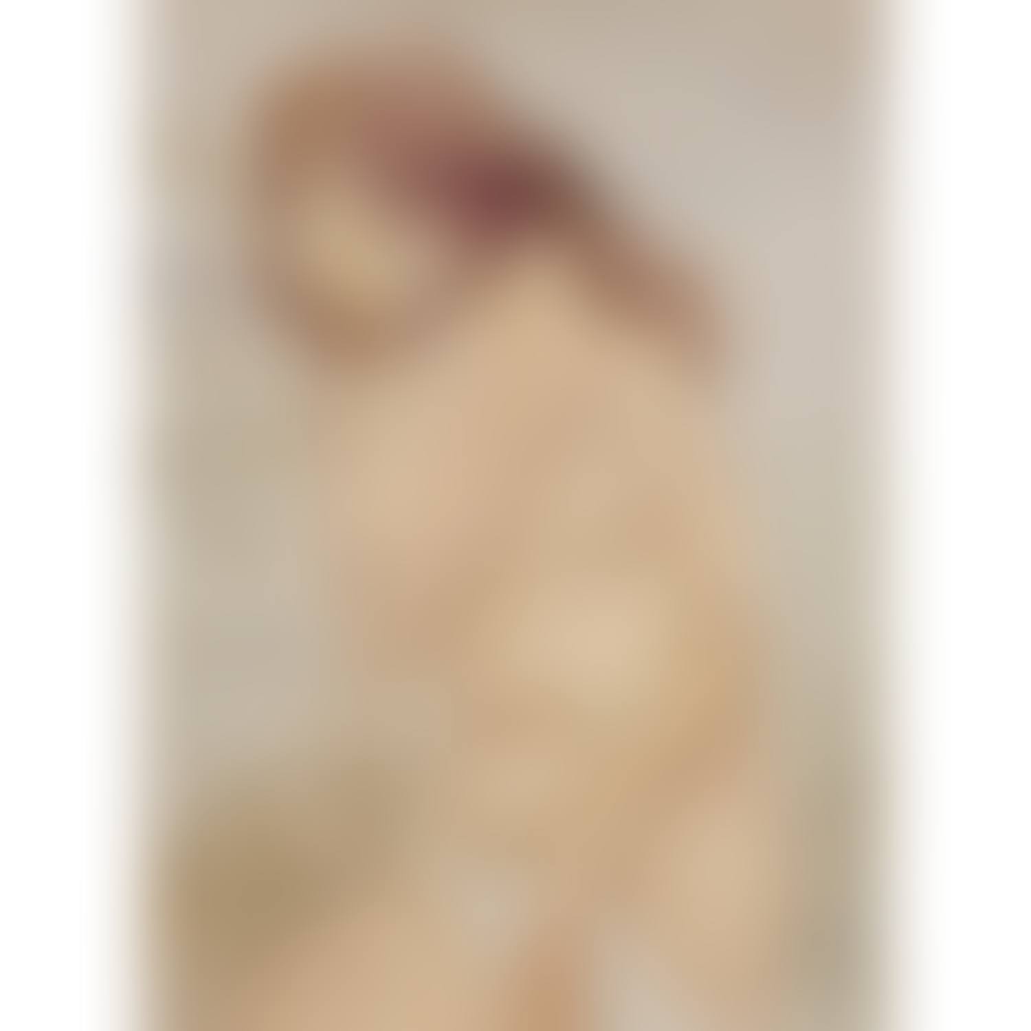 JEUNE FILLE ASSISE (preview)