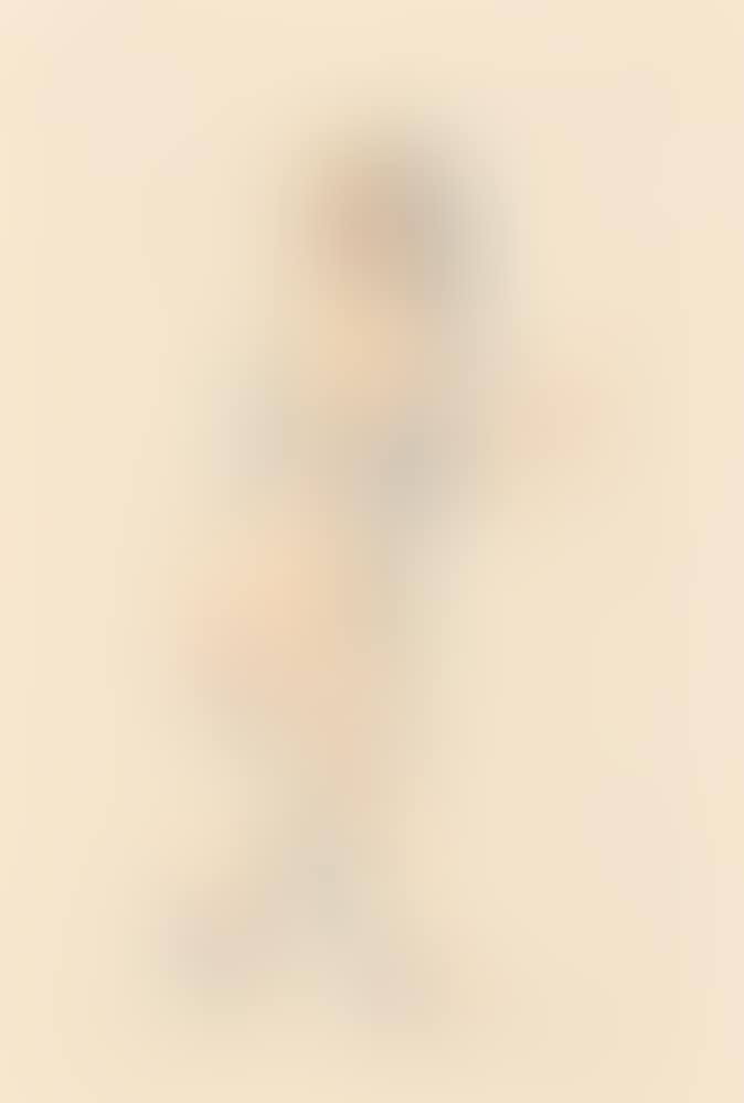 Nude (preview)
