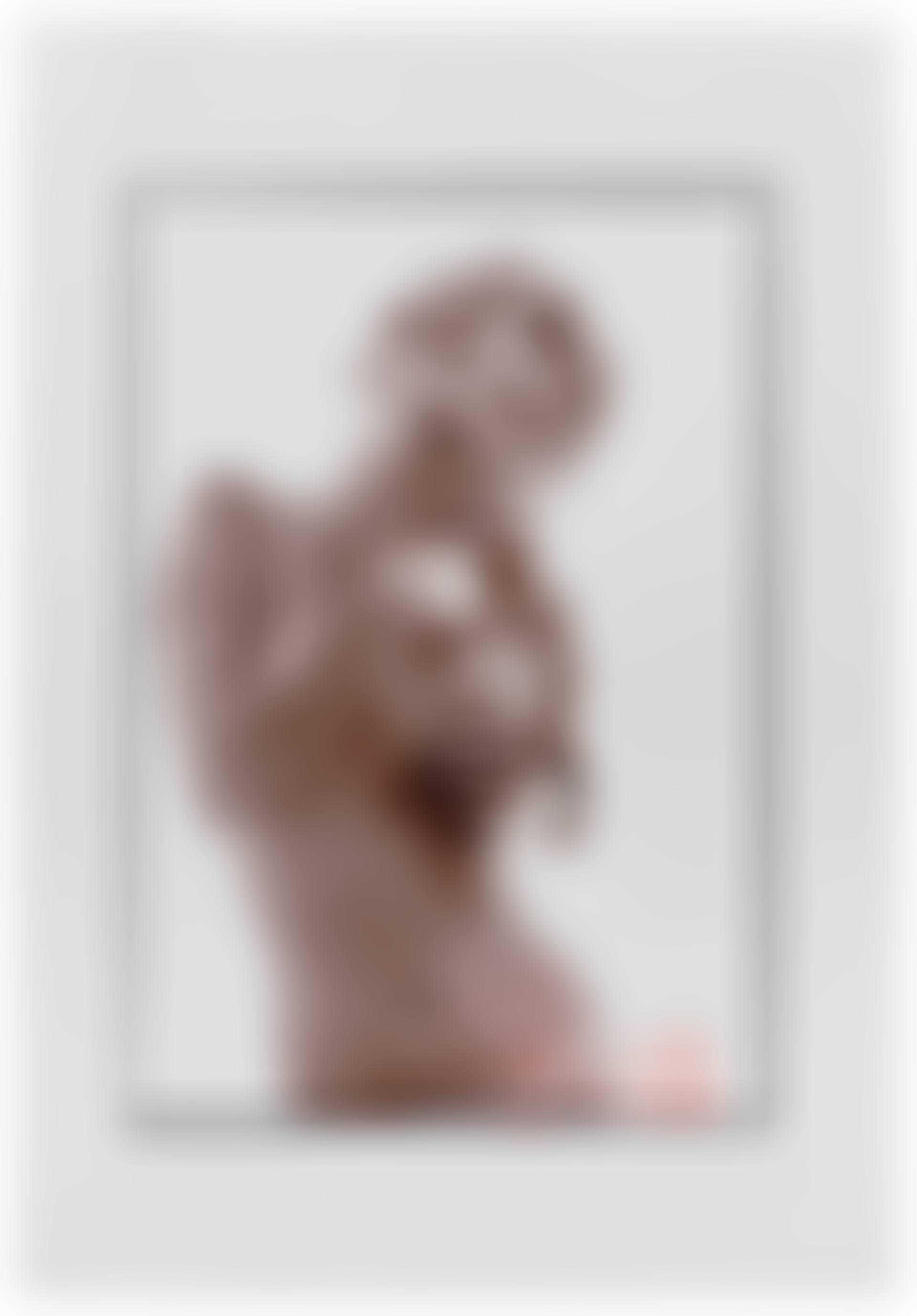 Marilyn with Roses (preview)