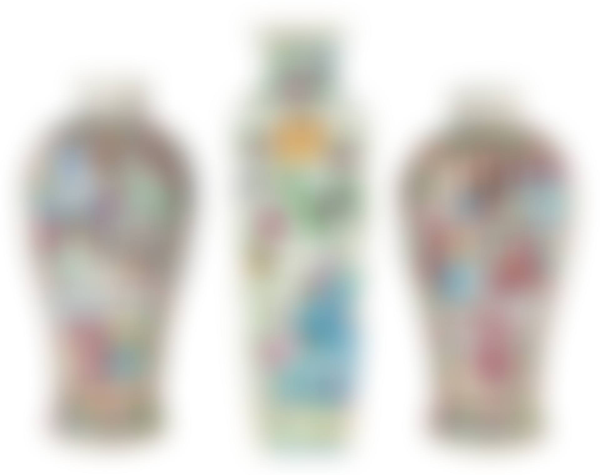 A GROUP OF THREE CHINESE PORCELAIN FAMILLE ROSE VASES (preview)