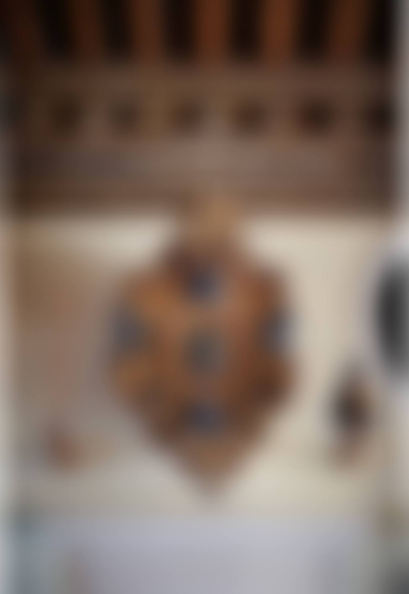 A Venetian parcel-gilt carved wood armorial cartouche of the Volpi di Misurata family, in 17th century style | Cartouche armorié de la famille Volpi di Misurata en bois sculpté et doré, Venise, dans le style du XVIIe siècle (preview)
