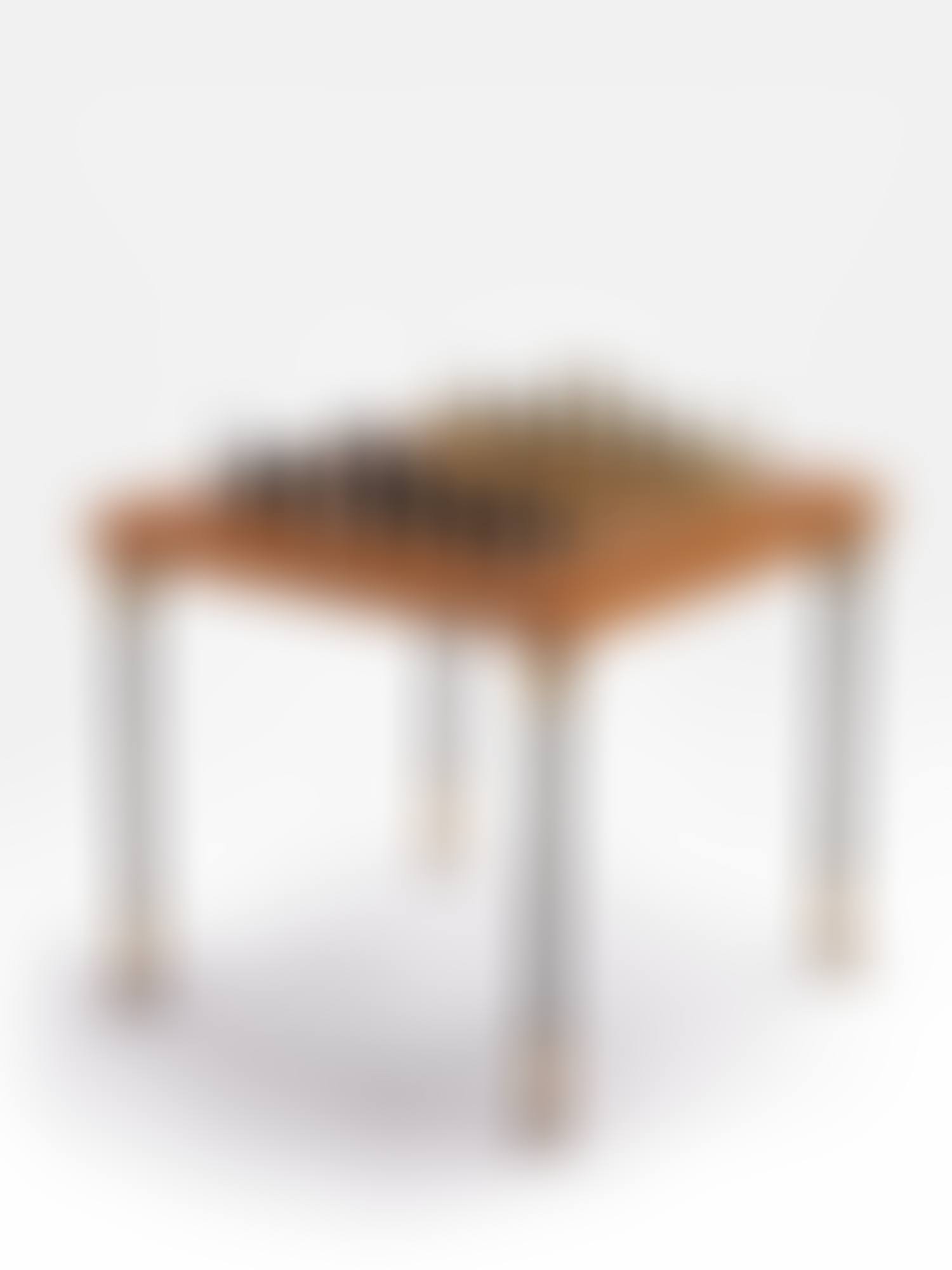 Game table and chess set (preview)