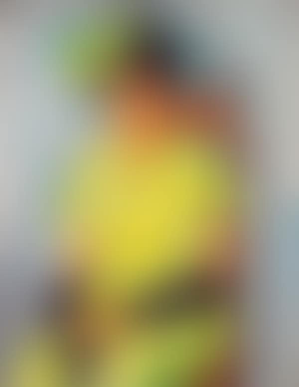 Portrait de Freda Wermel en costume jaune; Portrait de Freda Wermel en costume jaune (preview)