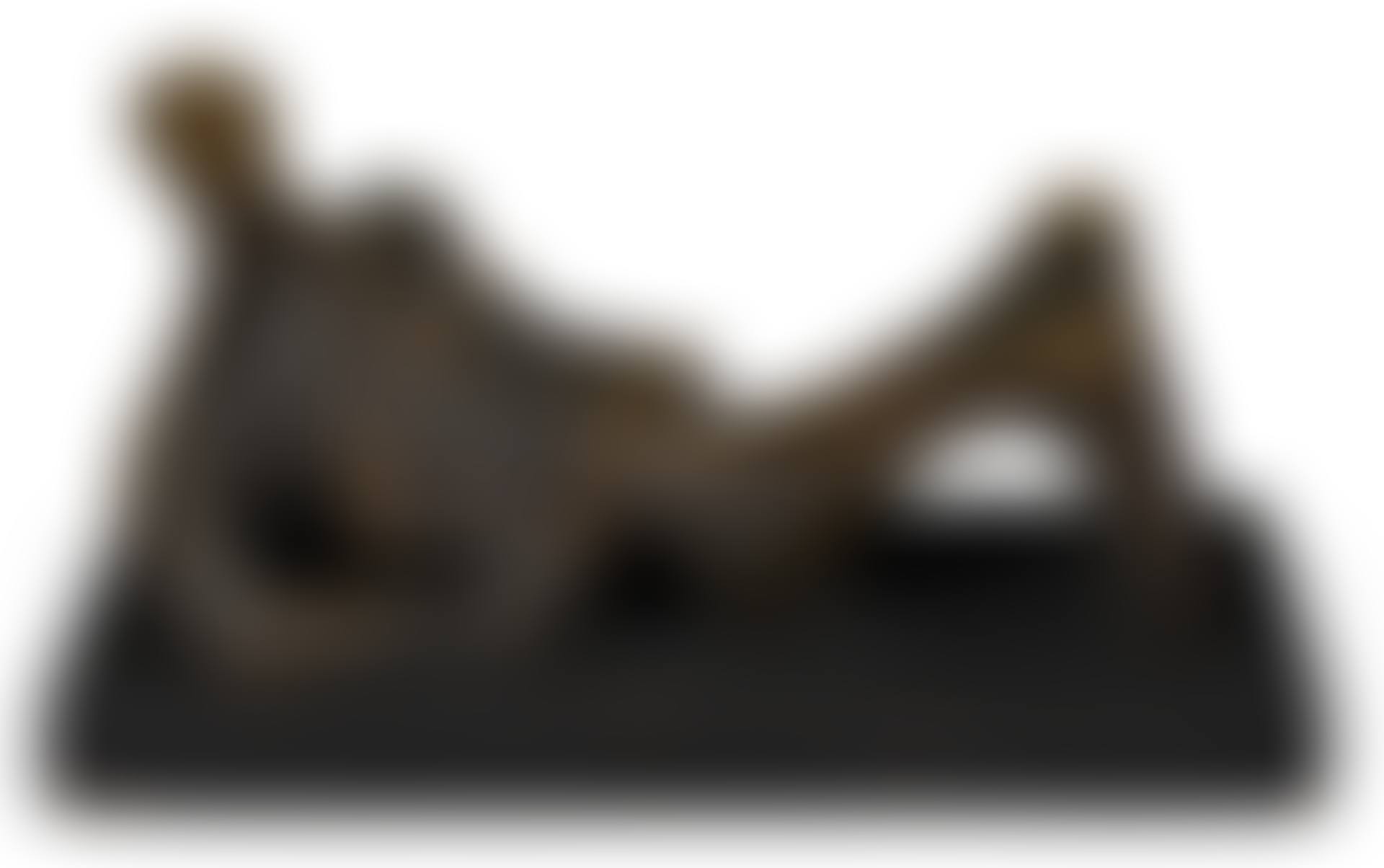 Reclining Figure: Blanket (preview)