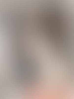 Jeune femme de profil (preview)