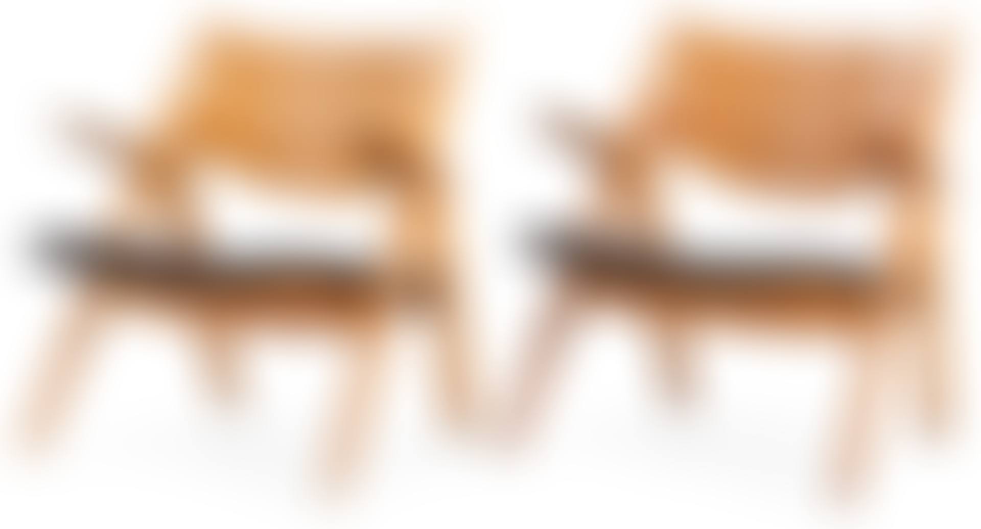 A pair of Hans Wegner easy chairs (preview)