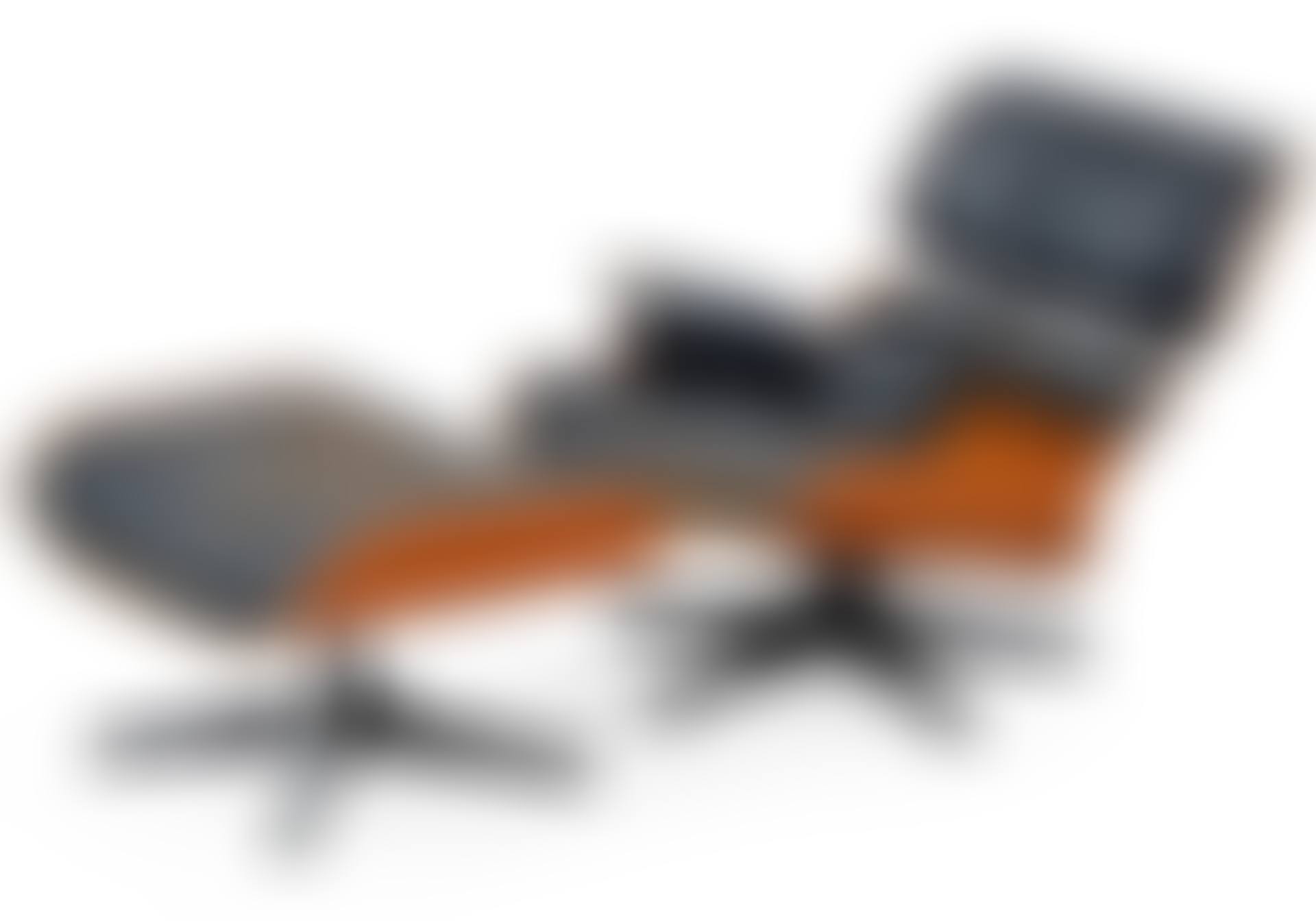 LOUNGE CHAIR WITH OTTOMAN. (preview)