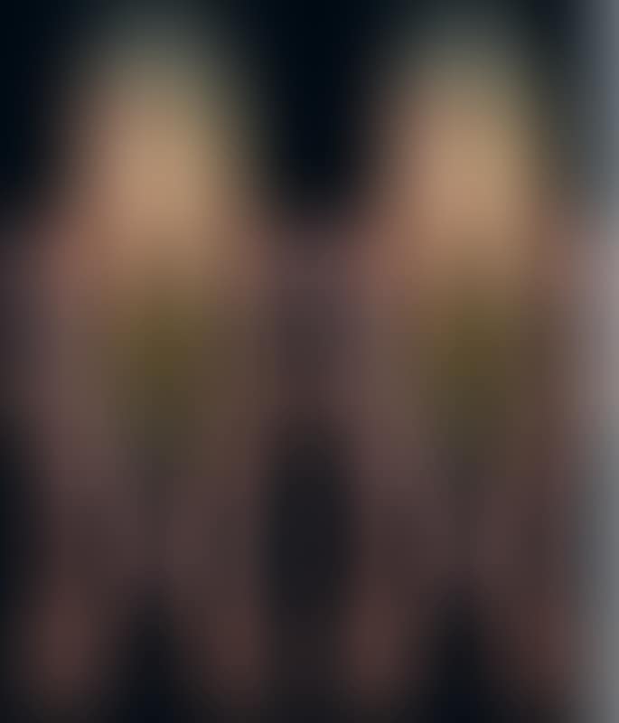 A pair of vases (preview)
