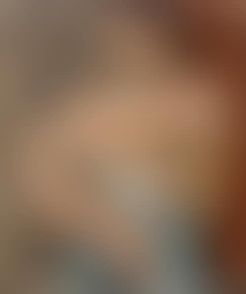 Femme bras en travers (preview)