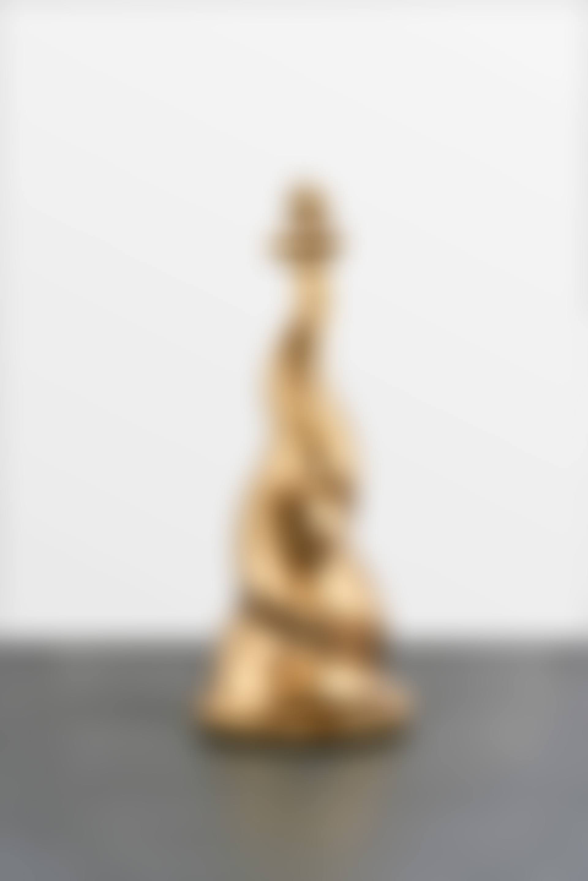 Bird on a column. (preview)