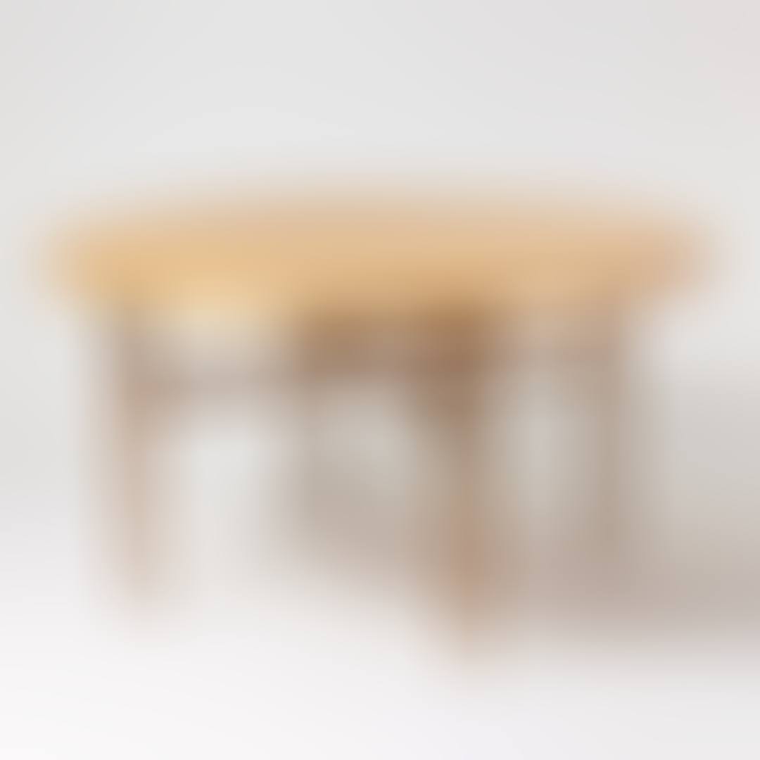 DINING TABLE (preview)