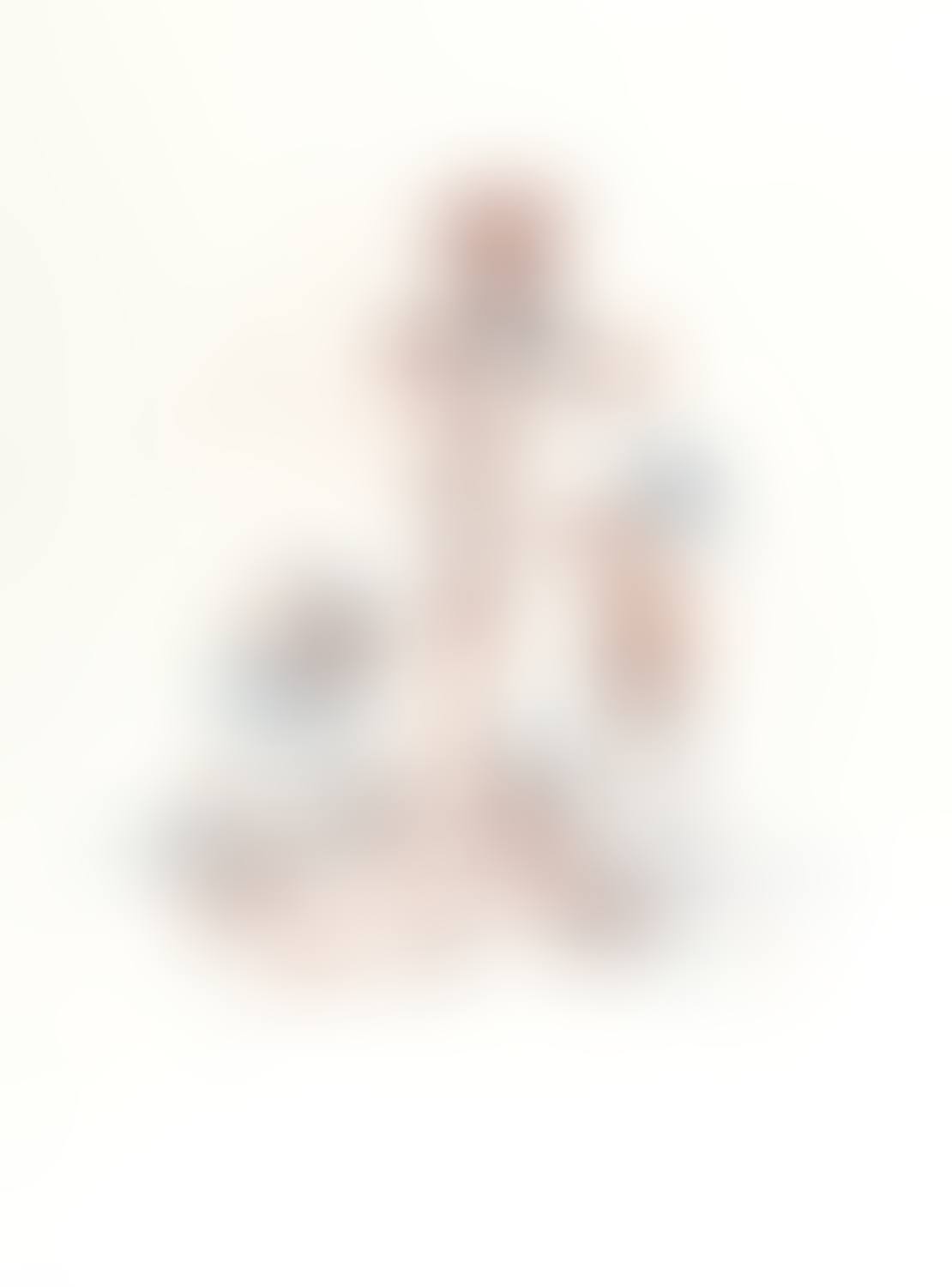 Mom (preview)