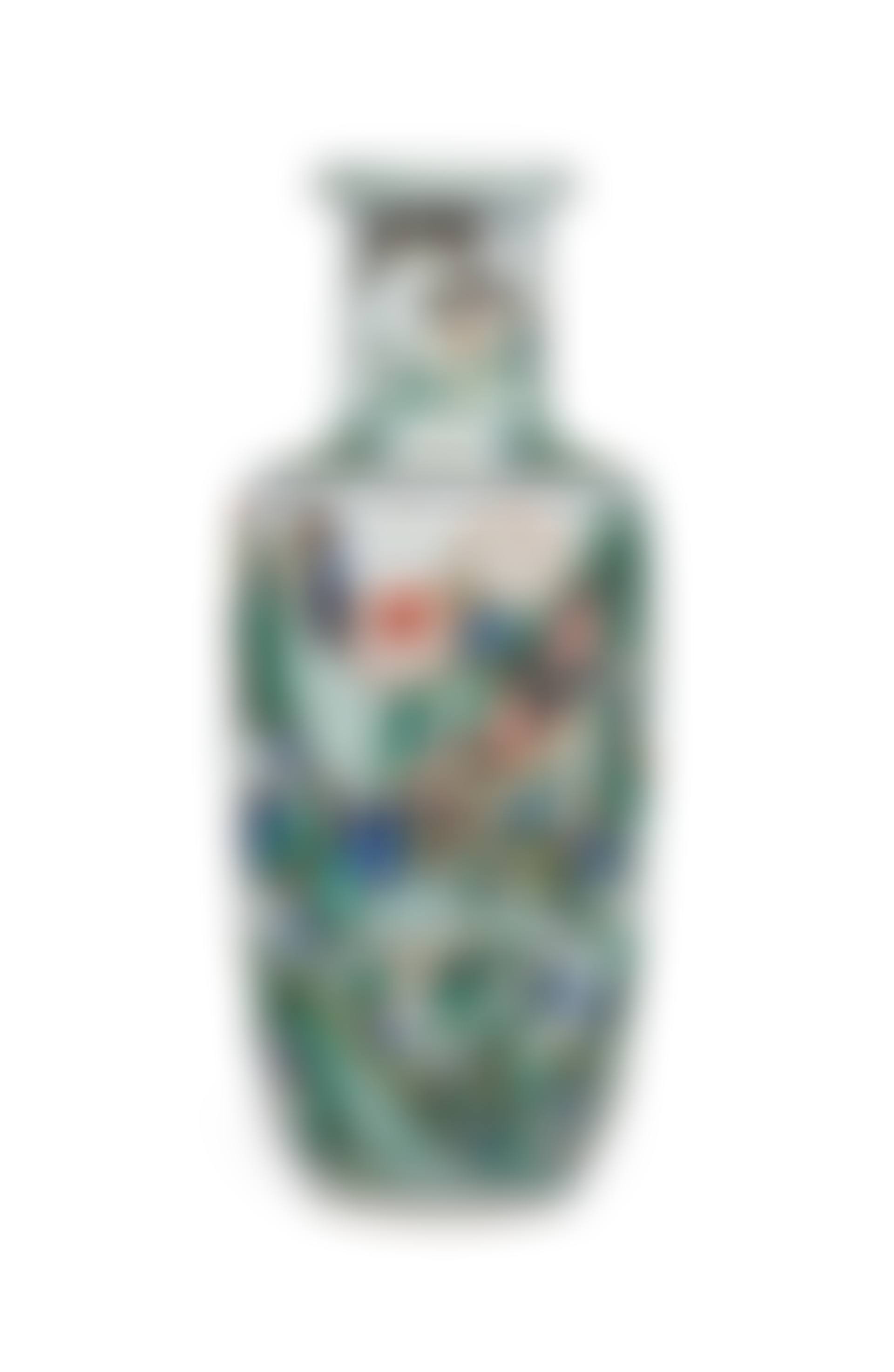 A CHINESE FAMILLE VERTE ROULEAU VASE (preview)