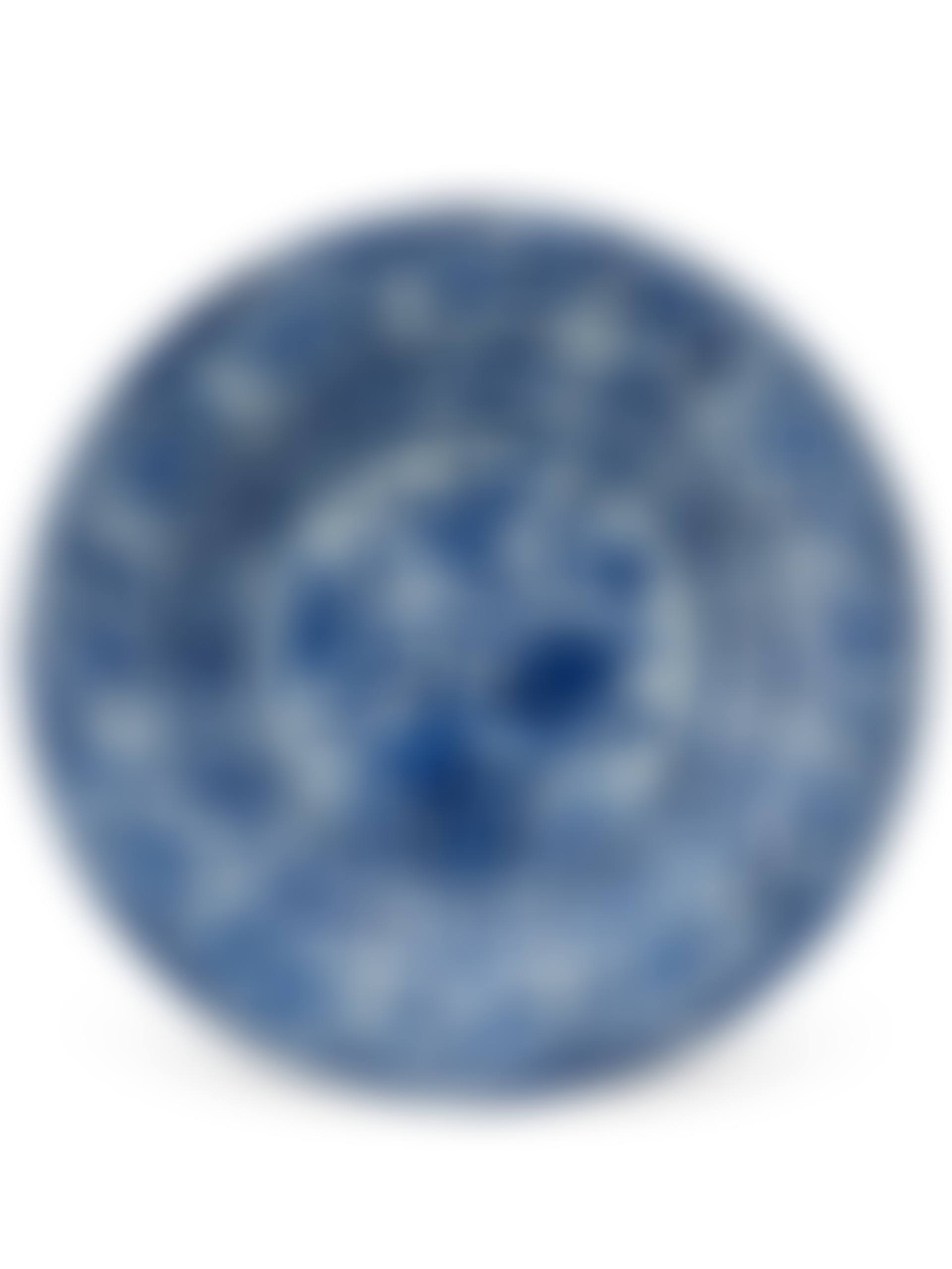 A CHINESE EXPORT PORCELAIN BLUE AND WHITE BASIN (preview)