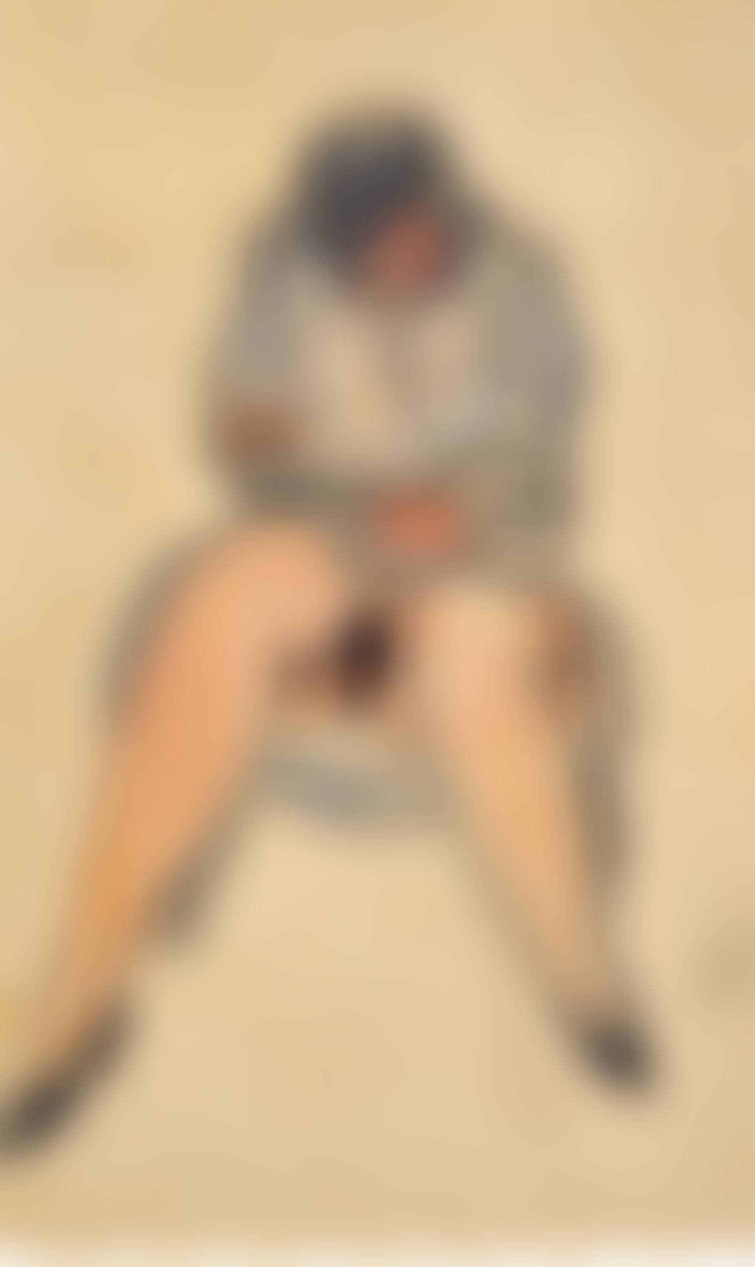 WOMAN IN READING (preview)