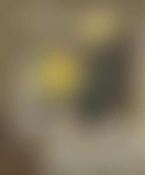 Sunflowers at the statue (preview)