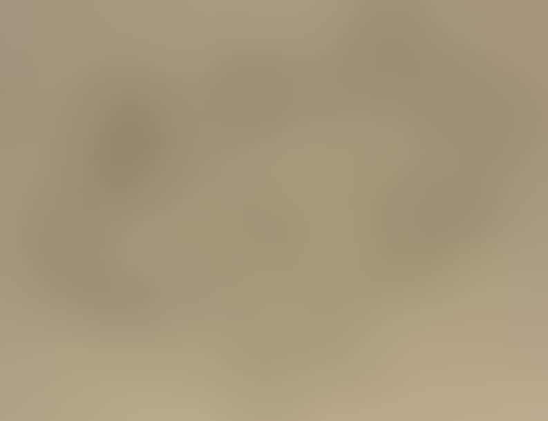Three nudes (preview)
