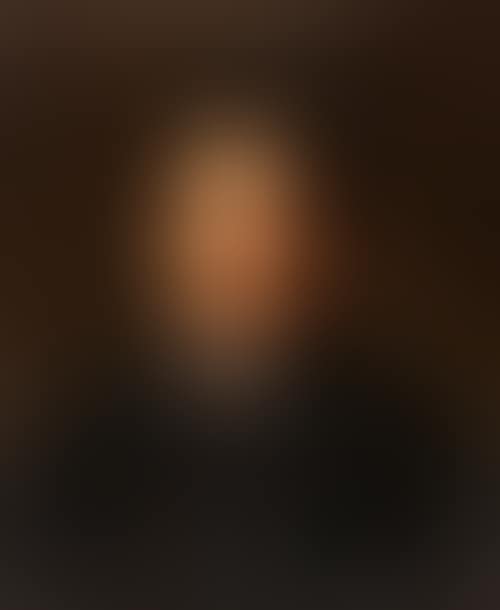 Portrait of an Italian priest (preview)