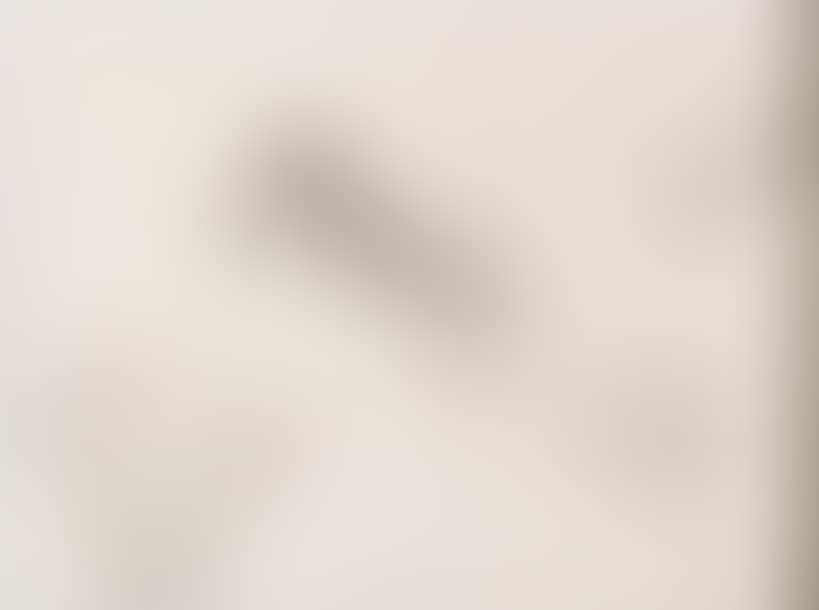 Extended nude (preview)