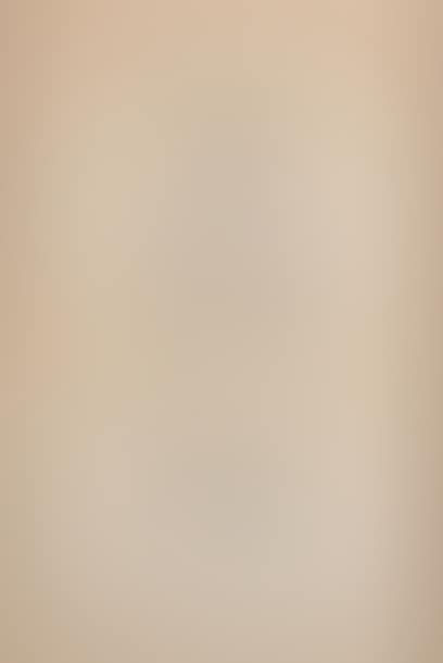 Naked woman (preview)