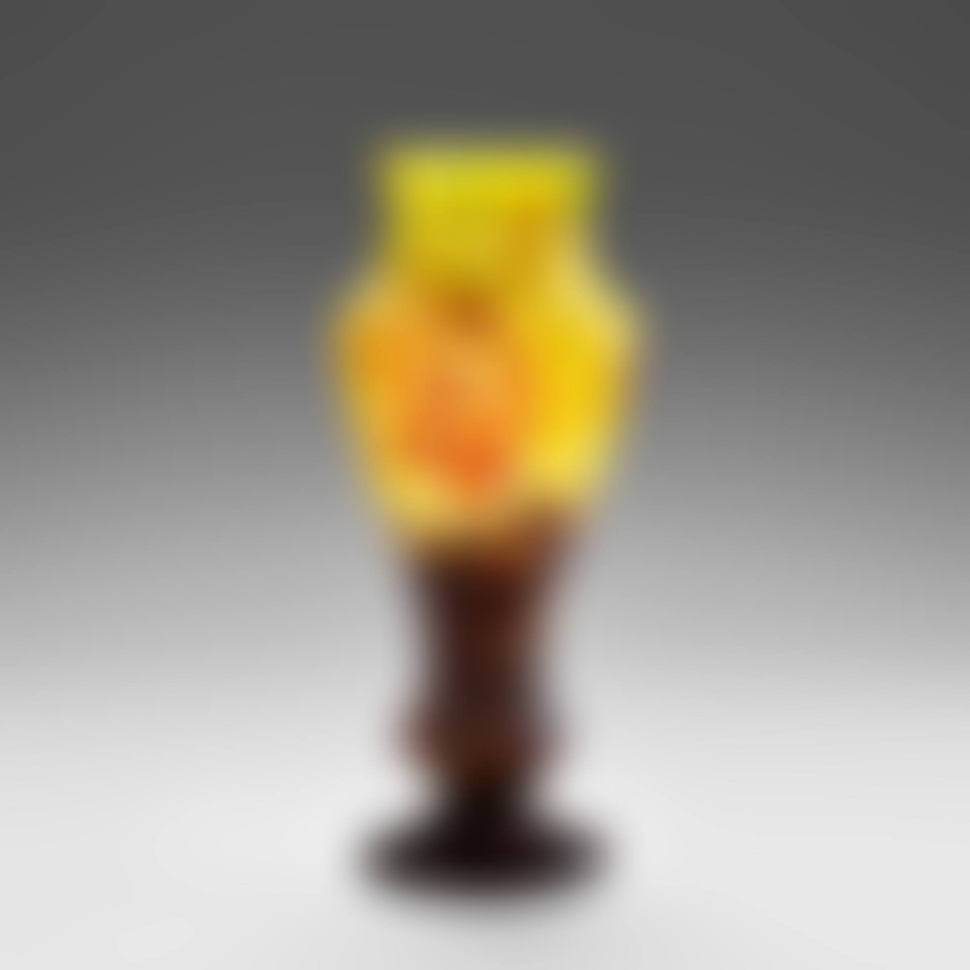 Vase Art Nouveau; A Daum Nancy Art Nouveau cameo vase (preview)