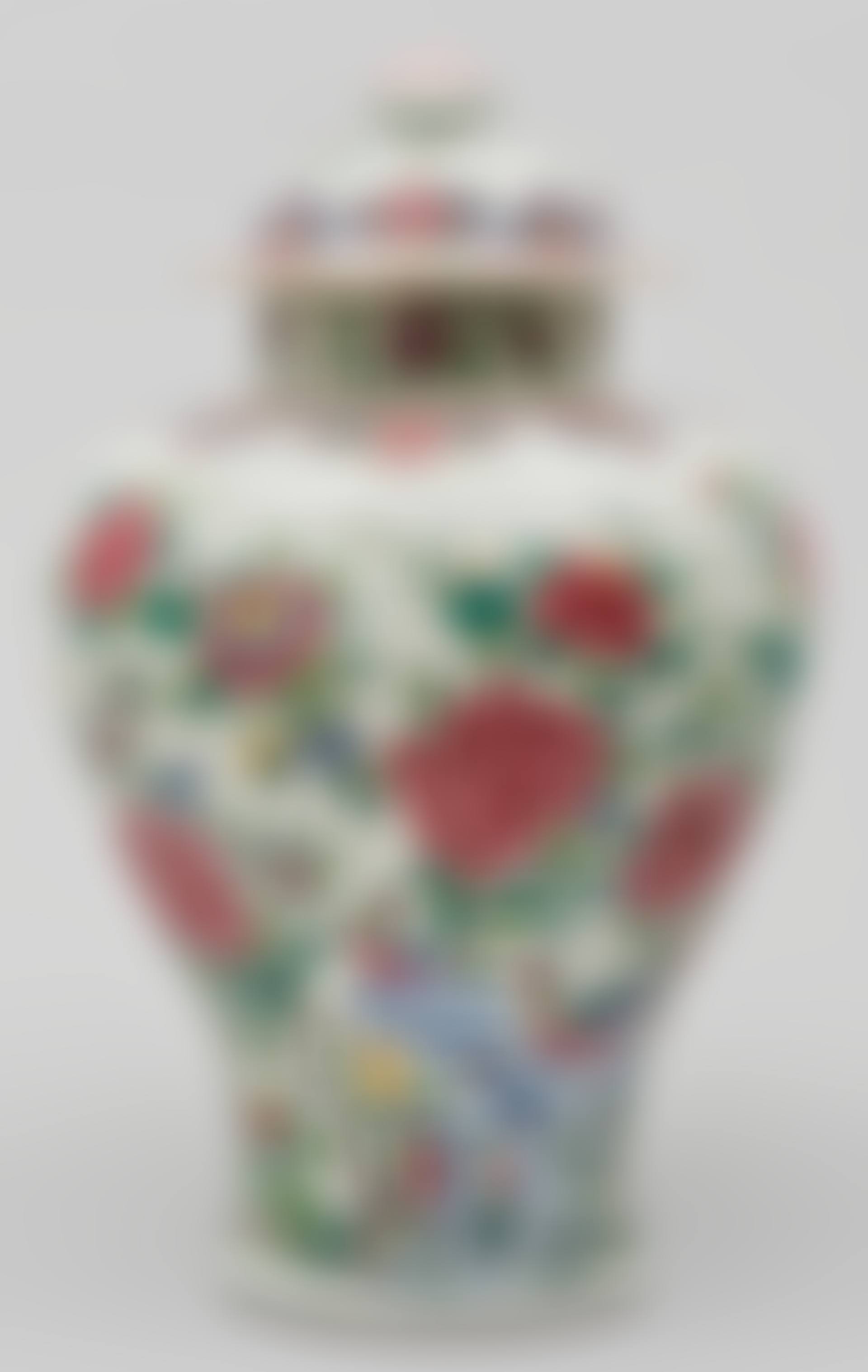 Urn with lid (preview)