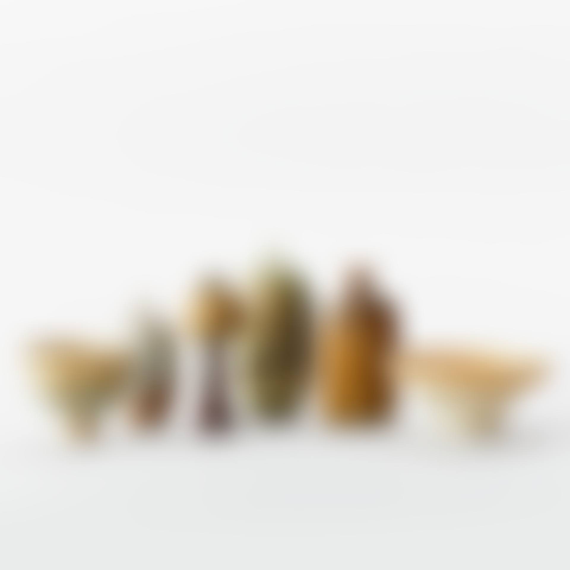 Vases and bowls (preview)