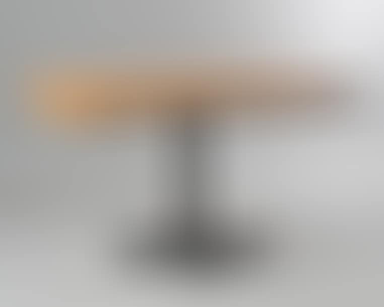 Rectangular pine table (preview)
