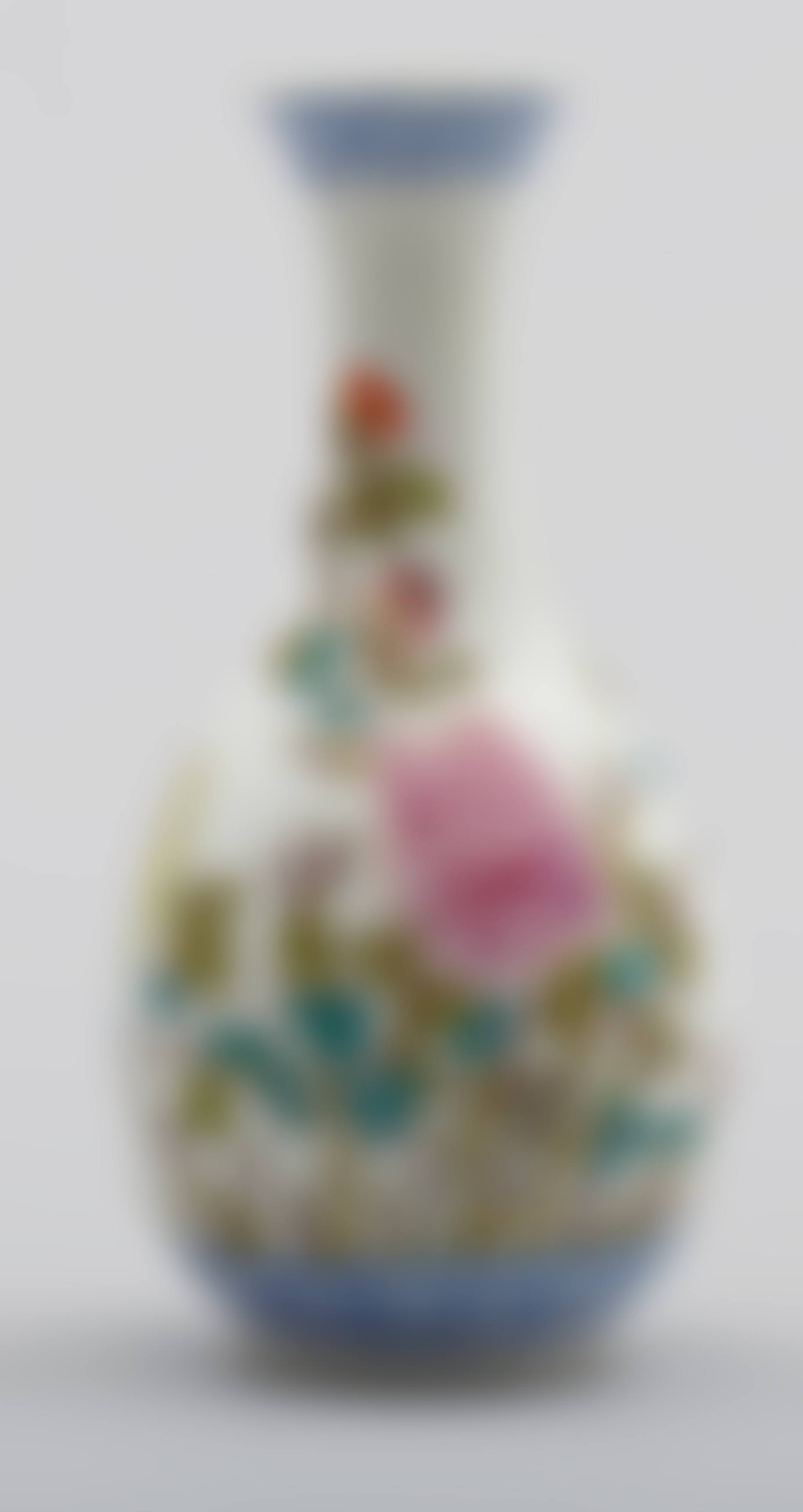Famille rose vase (preview)