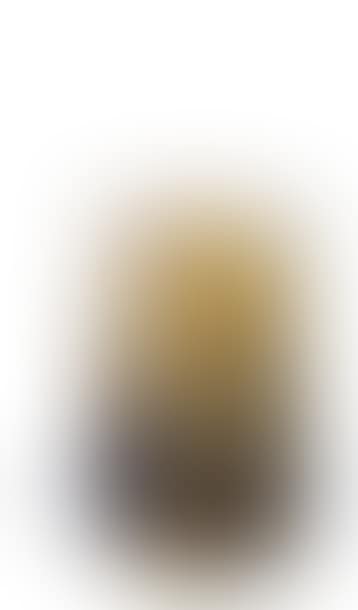Cylindrical vase with square section (preview)