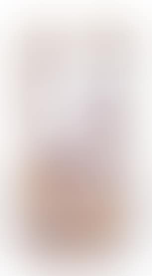 Vase with a cylindrical body of oval section and four-lobed neck (preview)