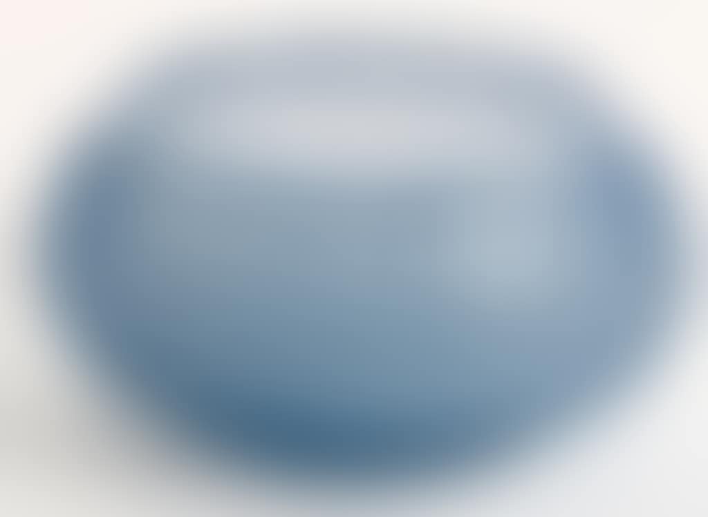A Daum Nancy textured bulbous vase (preview)