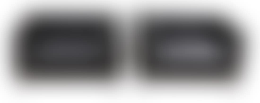 A pair of Grand Modele chairs (preview)
