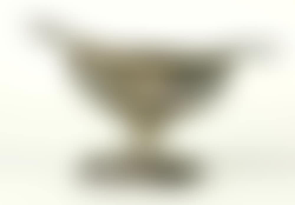 Footed bowl (preview)