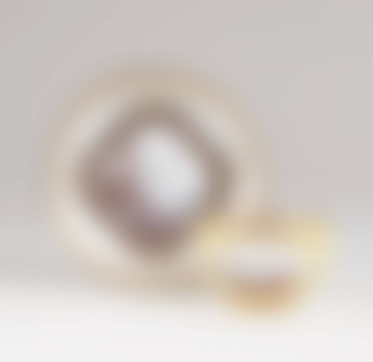 Little head with yellow background and landscape scenes (preview)