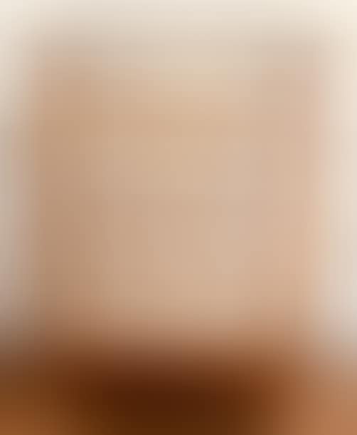 Varnished wood veneer chest of drawers (preview)