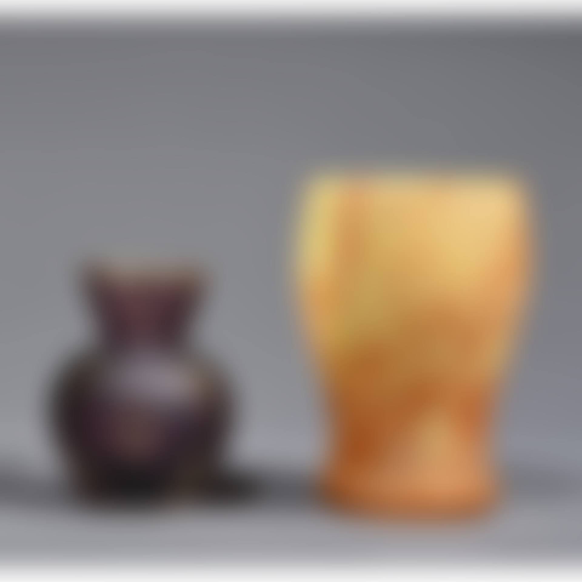 Small spherical vase with flared neck (preview)