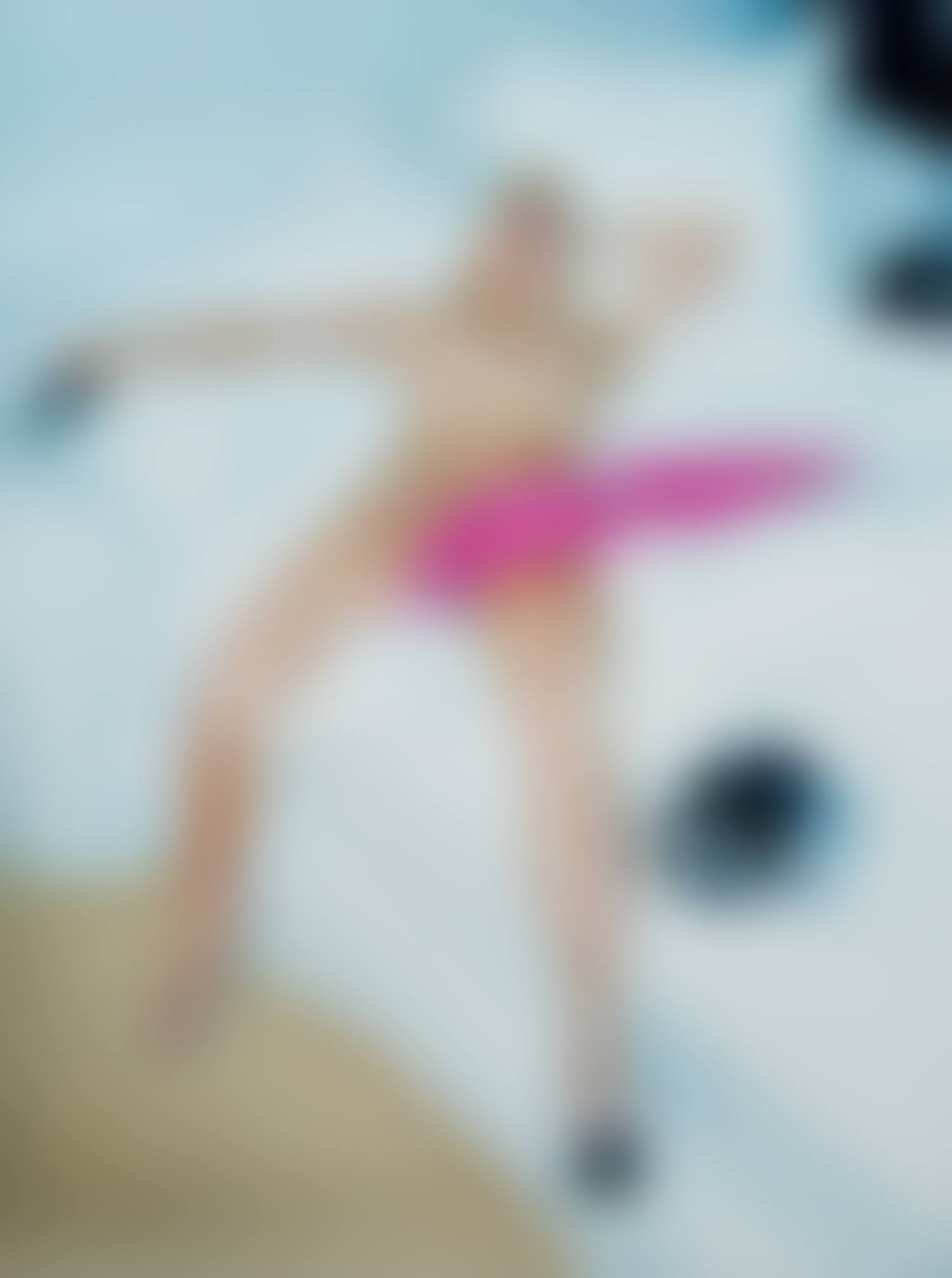 Evi IV, Beverly Hills (preview)