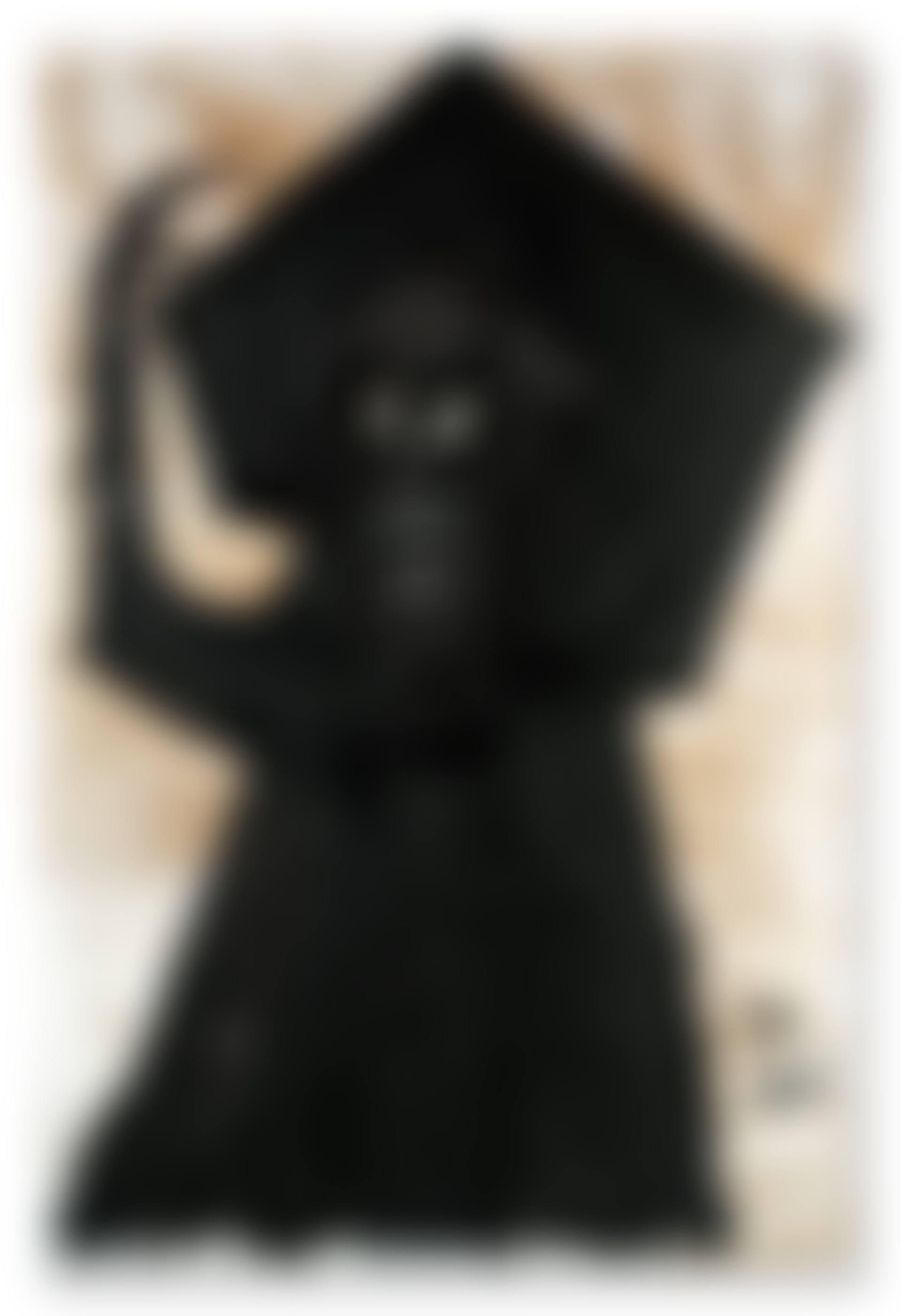 Black Beauty (Beautea) (preview)