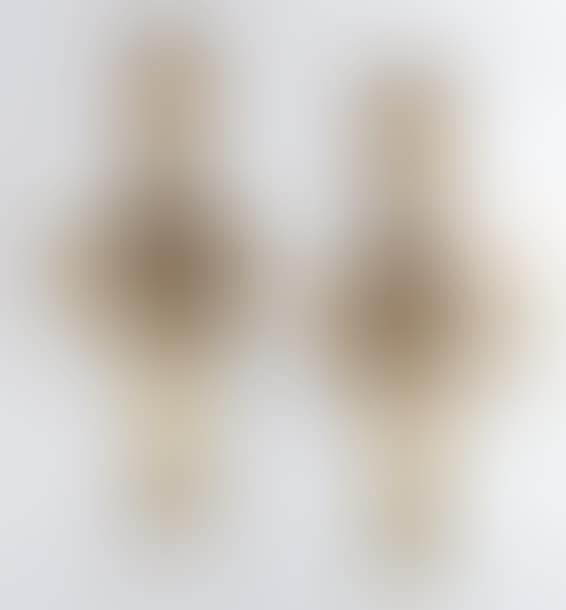 Pair of wall lights decorated with deer feet, ribbons and oak leaves (preview)