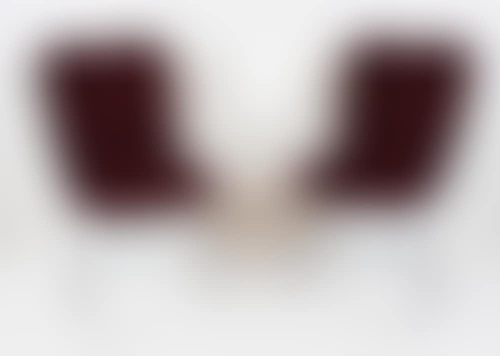 Pair of chairs (preview)